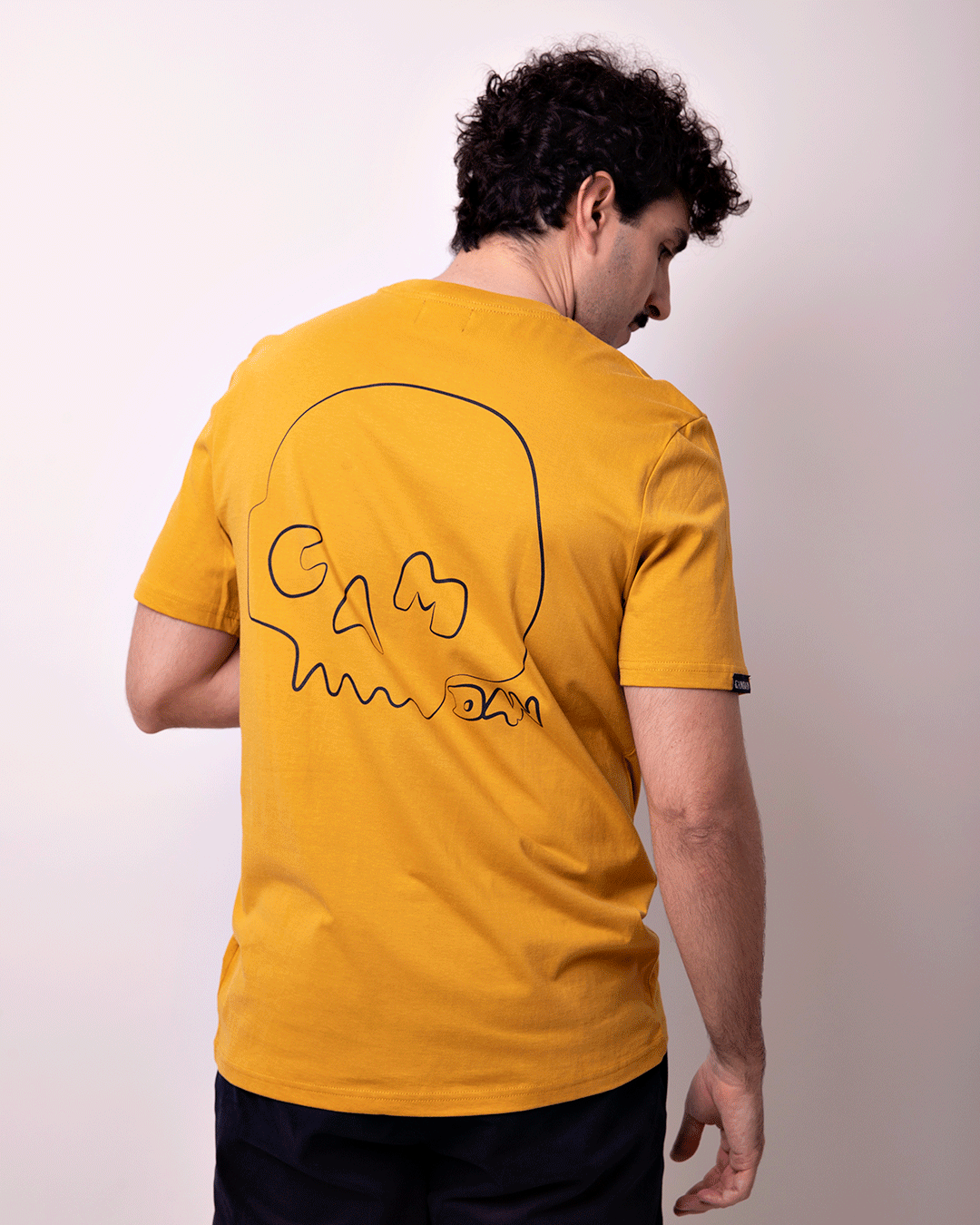 Camiseta Calavera Ocre
