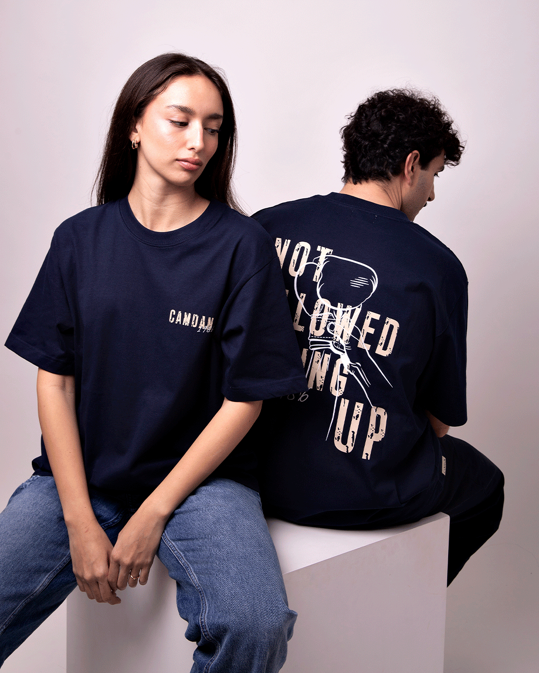 Camiseta Puño Azul