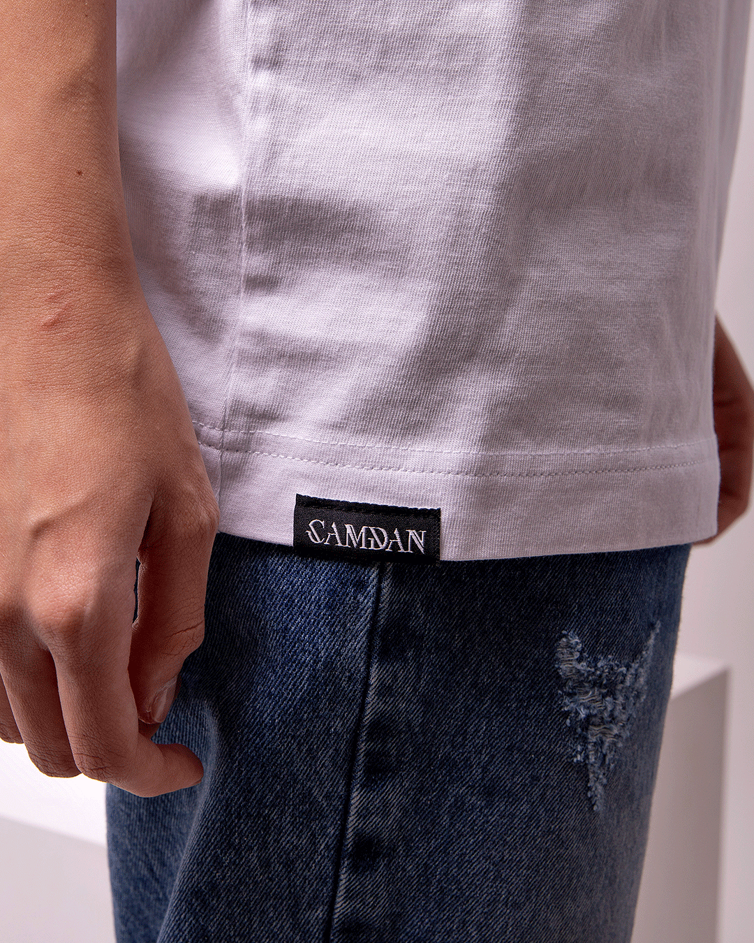 Camiseta Puño Blanca