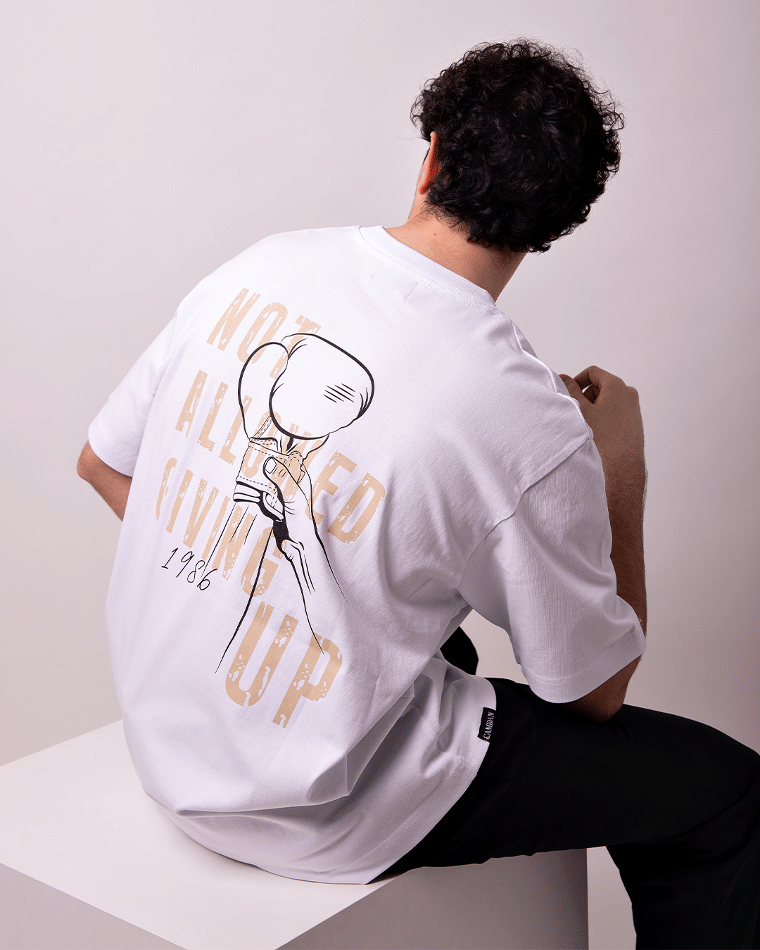 Camiseta Puño Blanca