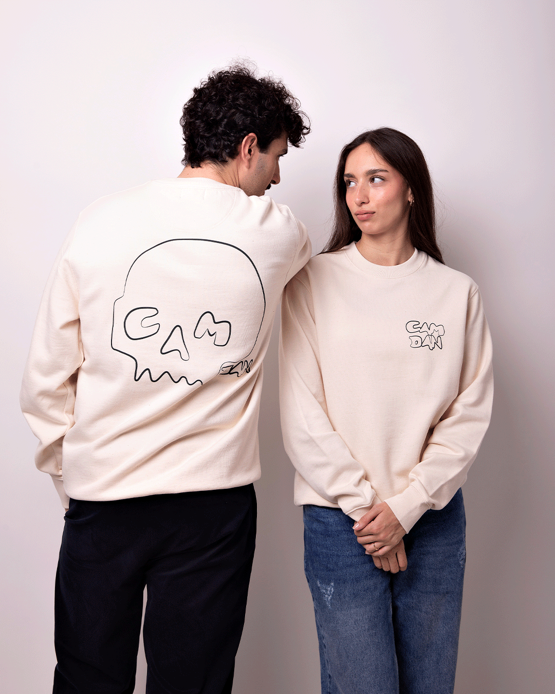 Sudadera Calavera Beige